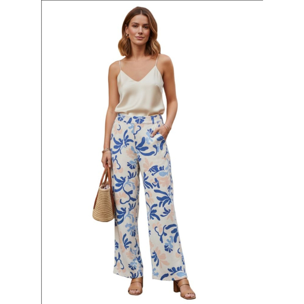 Women's WHITE CLOSET Wide Leg Pants Size 12 White Blue Floral